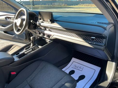 Used 2024 Honda Accord EX image 24