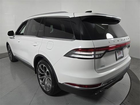 New 2026 Lincoln Aviator 2WD image 7
