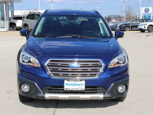 Used 2017 Subaru Outback 3.6R Touring w/ Popular Package #5A image 2