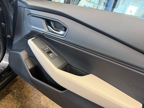 Used 2023 Honda Accord EX-L image 35