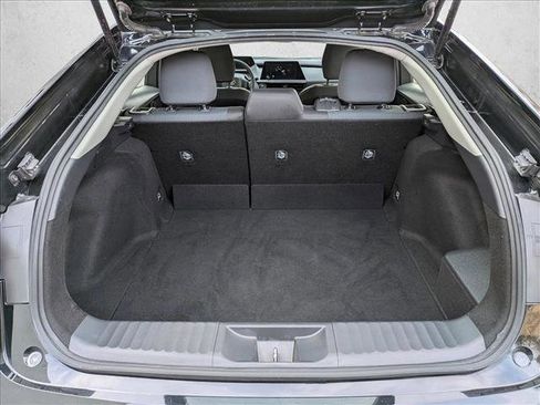 Used 2025 Toyota Prius LE image 7