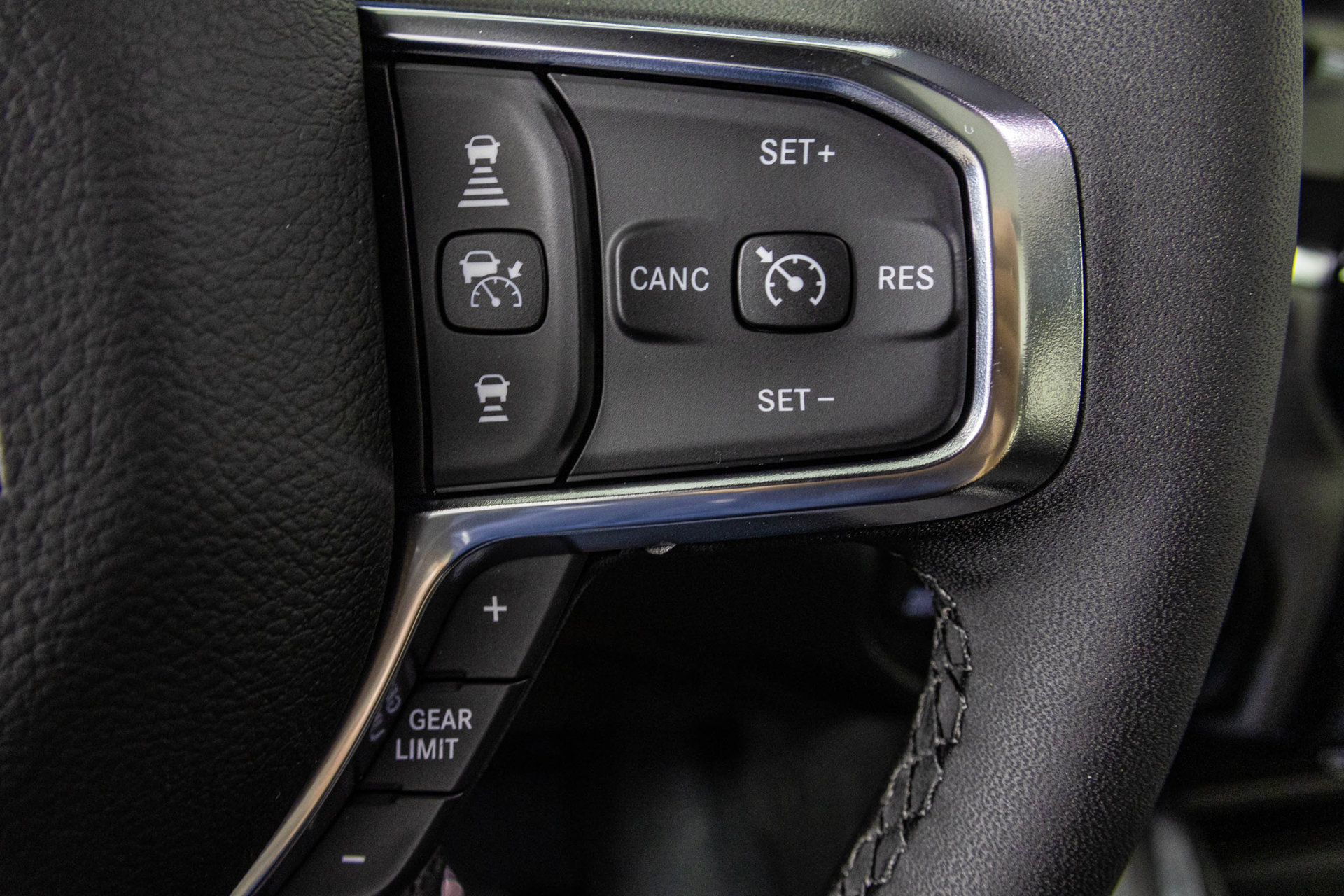New 2027 RAM 1500 Laramie AWD/4WD image 33