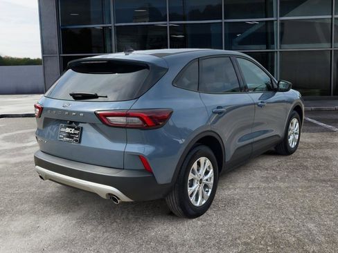 Used 2025 Ford Escape Active FWD image 7