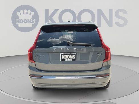 Certified 2023 Volvo XC90 B6 Ultimate w/ Protection Package Premier AWD/4WD image 5