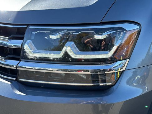 Used 2019 Volkswagen Atlas SE w/ Towing Package image 9