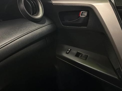 Used 2017 Toyota RAV4 LE FWD image 16