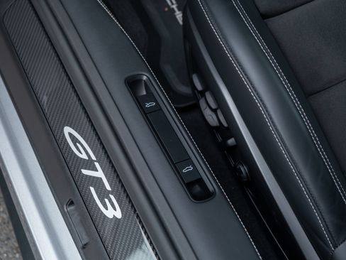Certified 2023 Porsche 911 GT3 RWD image 51