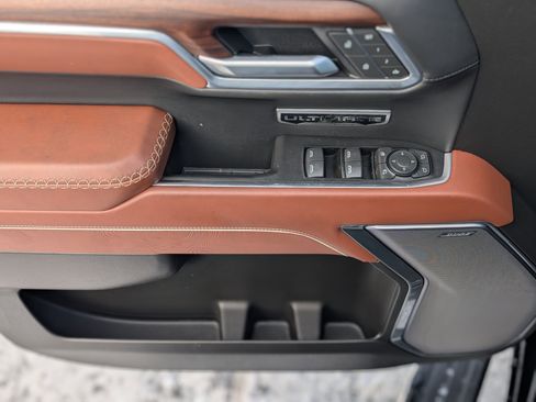 Used 2025 GMC Sierra 1500 Denali Ultimate image 34