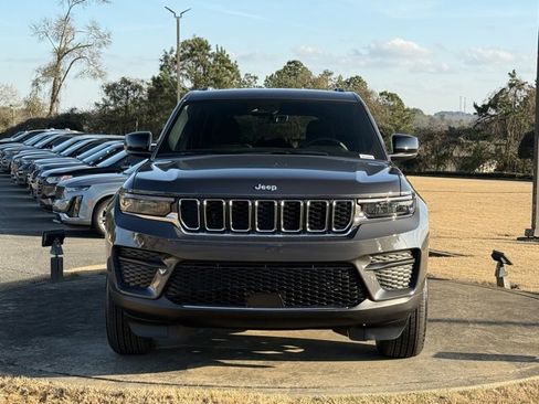 New 2025 Jeep Grand Cherokee Laredo X w/ Luxury Tech Group I image 2
