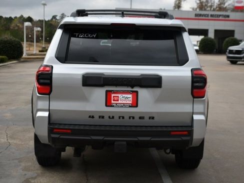 New 2025 Toyota 4Runner SR5 image 4