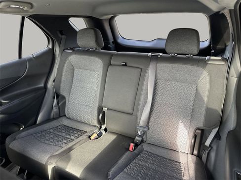 Used 2022 Chevrolet Equinox LT image 11