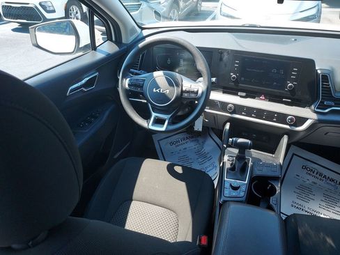 Certified 2023 Kia Sportage LX image 15
