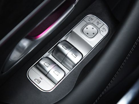Used 2026 Mercedes-Benz Maybach GLS 600 4MATIC image 21