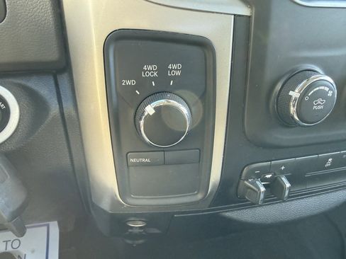 Used 2016 RAM 2500 Outdoorsman image 25