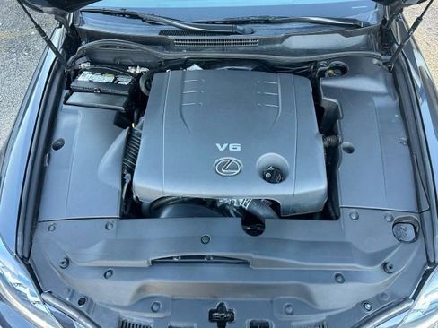 Used 2010 Lexus IS 250C image 25