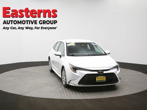 Used 2024 Toyota Corolla LE FWD image 49