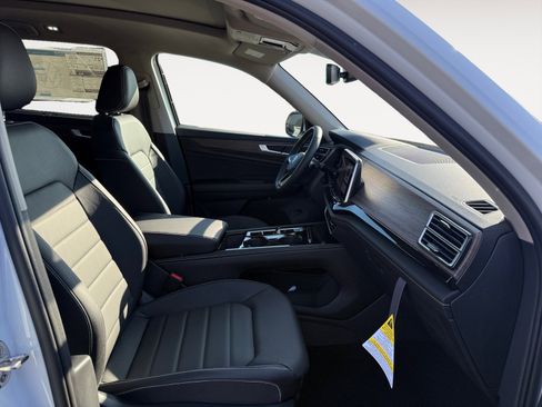 New 2026 Volkswagen Atlas SEL image 19