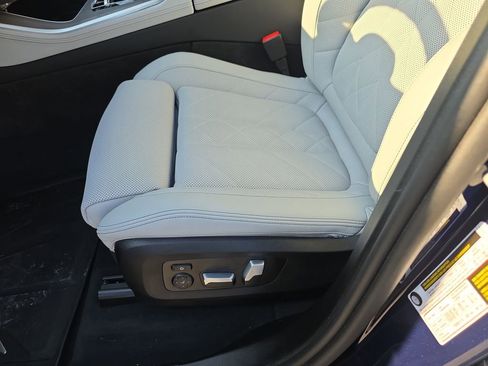 Used 2025 BMW X5 sDrive40i w/ M Sport Package image 20