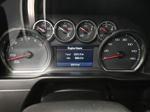 Used 2020 Chevrolet Silverado 1500 LT w/ Trailering Package AWD/4WD image 6