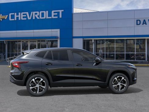 New 2026 Chevrolet Trax RS image 5