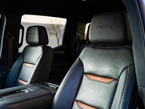 Used 2022 GMC Sierra 1500 AT4 w/ AT4 Premium Package image 21