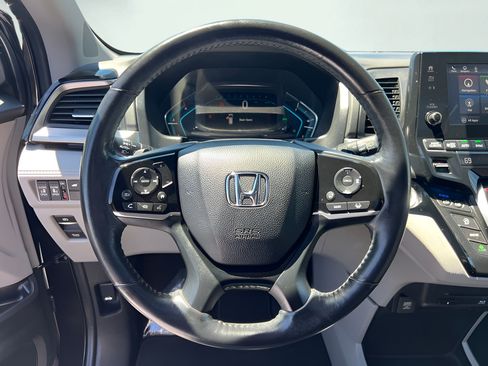 Used 2018 Honda Odyssey Elite image 38