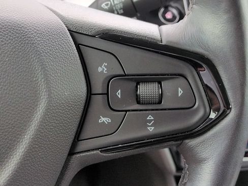 Used 2023 Chevrolet Bolt EUV Premier w/ Sun & Sound Package FWD image 27