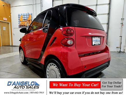 Used 2013 smart fortwo pure image 6
