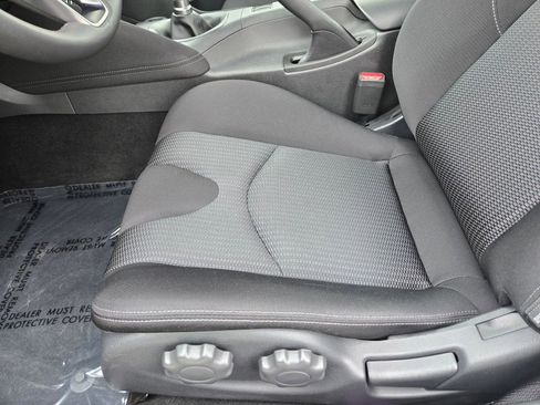 Used 2025 Nissan Z Performance w/ Floor Mat Package RWD image 10