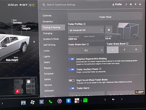 Used 2024 Tesla Cybertruck AWD Crew Cab image 28