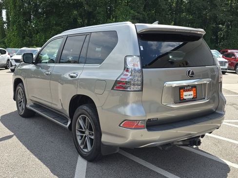Used 2020 Lexus GX 460 Premium AWD/4WD image 3