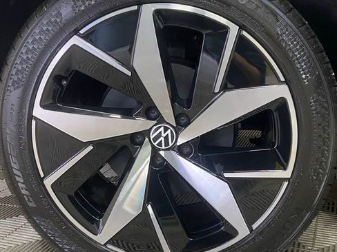 New 2026 Volkswagen ID.4 Pro S image 8