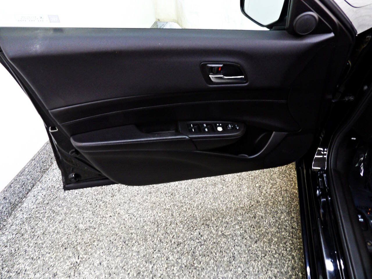 Used 2016 Acura ILX FWD image 7
