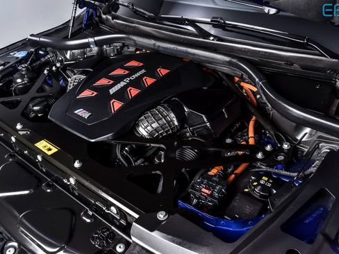 Used 2023 BMW XM image 13