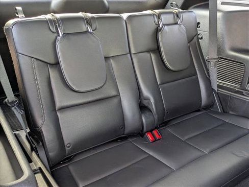 Used 2020 Ford Explorer XLT w/ Equipment Group 202A image 19