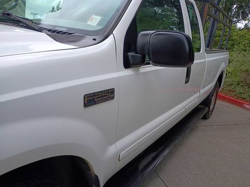 Used 2001 Ford F250 2WD SuperCab Super Duty image 9