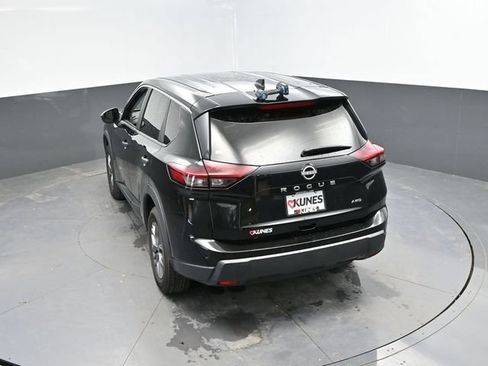 Used 2024 Nissan Rogue S AWD/4WD image 45