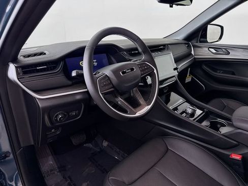 New 2026 Jeep Grand Cherokee Limited AWD/4WD image 9