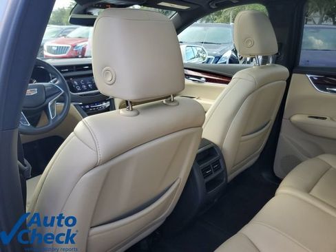 Used 2019 Cadillac XT5 Luxury FWD image 13