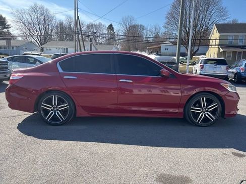 Used 2017 Honda Accord Sport Special Edition image 8