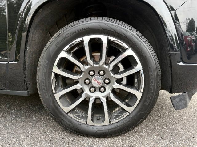 Used 2020 GMC Acadia Denali w/ Denali Ultimate Package AWD/4WD image 17