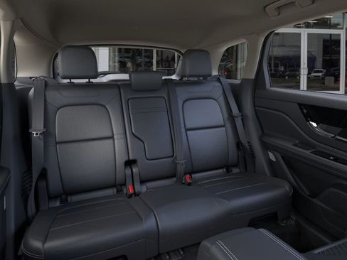 New 2026 Lincoln Corsair Premiere image 11