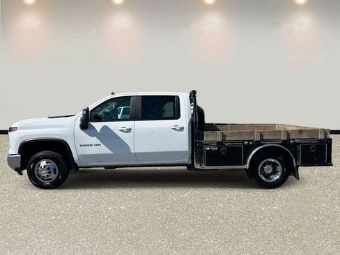 Used 2024 Chevrolet Silverado 3500 LT w/ Convenience Package AWD/4WD image 8