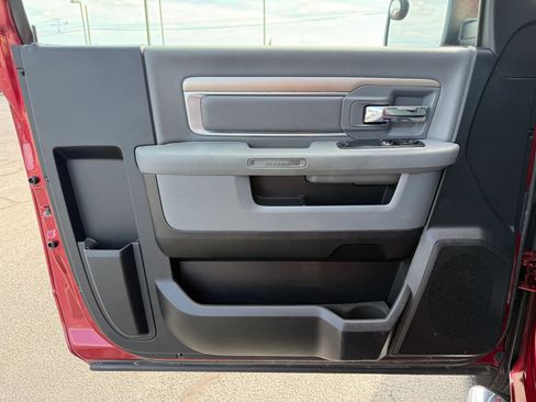 Used 2013 RAM 1500 Express RWD image 22