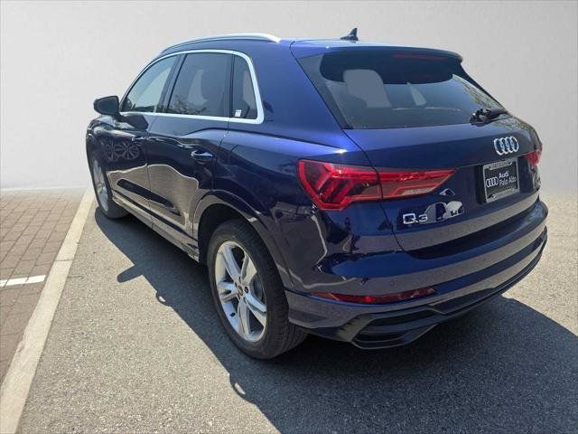 Used 2021 Audi Q3 2.0T Premium w/ Convenience Package AWD/4WD image 5