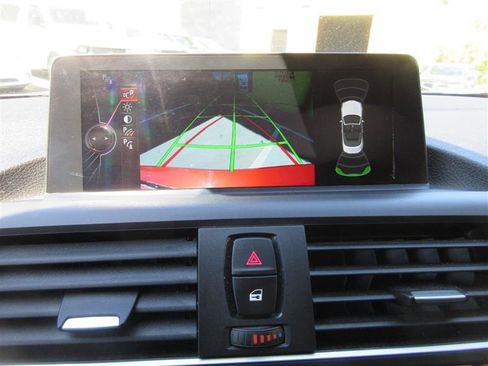 Used 2016 BMW 228i xDrive Convertible image 17