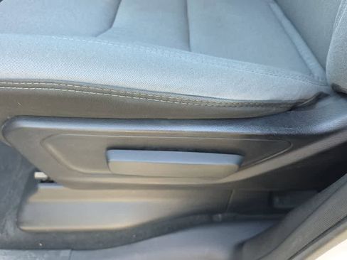 Used 2019 RAM 1500 Big Horn AWD/4WD image 12