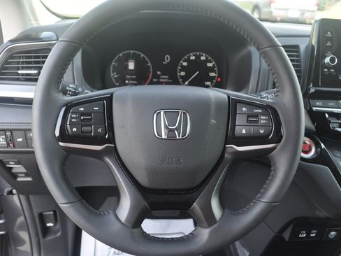 Used 2026 Honda Odyssey Touring image 22