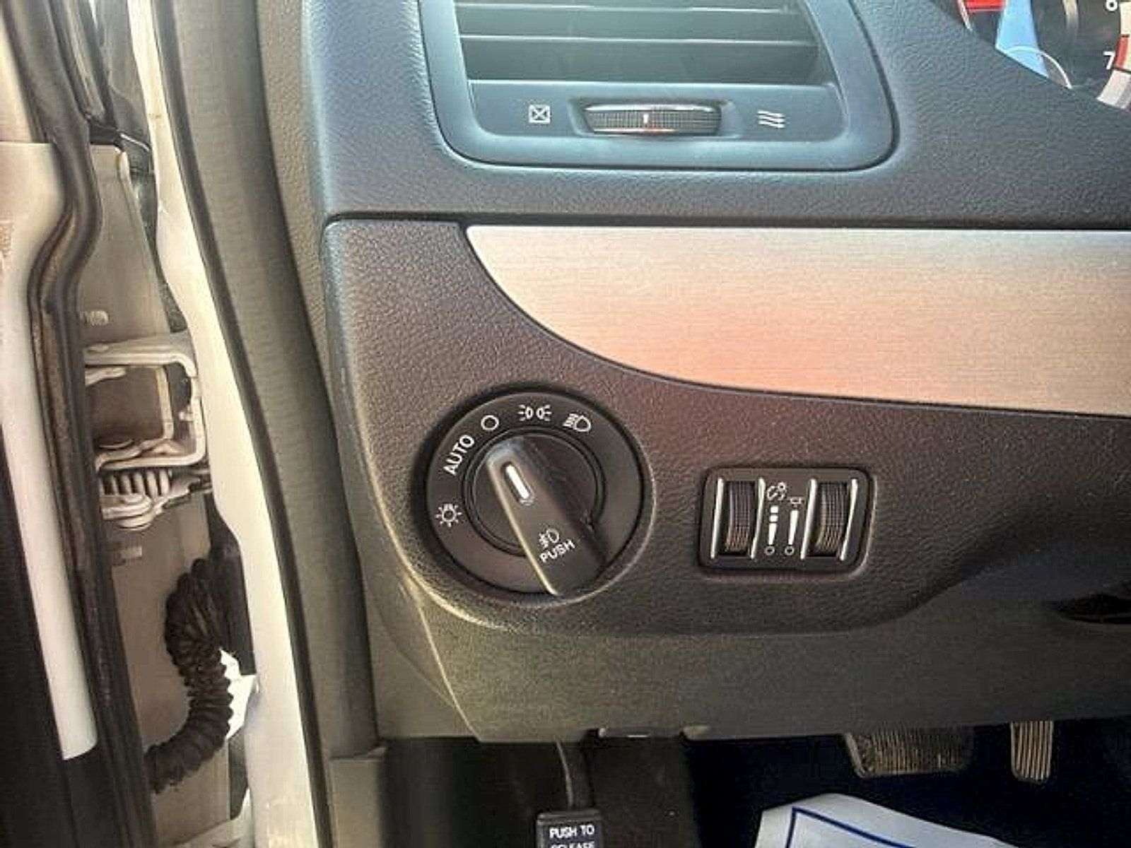 Used 2015 Dodge Grand Caravan R/T w/ Safety Sphere Group FWD image 11