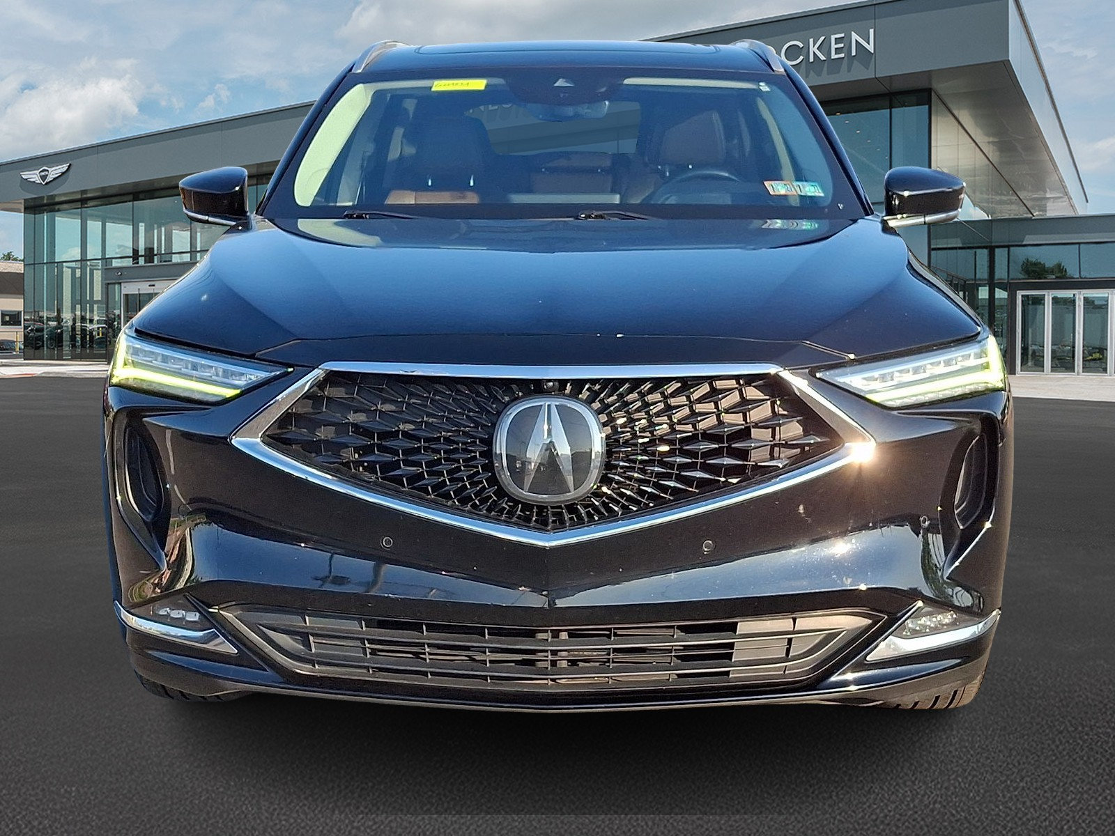 Used 2022 Acura MDX w/ Advance Package AWD/4WD image 3